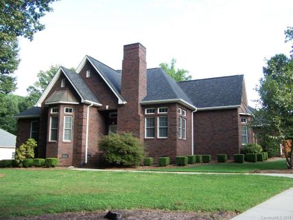 8184 Windsong Road sold home in Windsong, Denver, NC