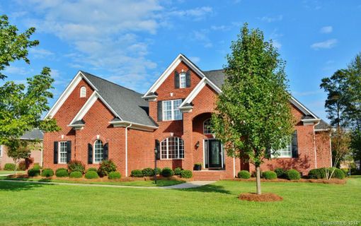 3009 J R Court