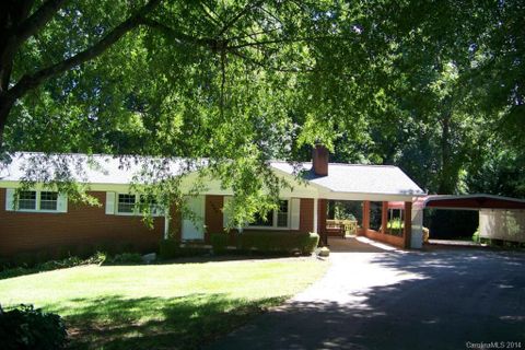 1604 Ne 4th Street Circle