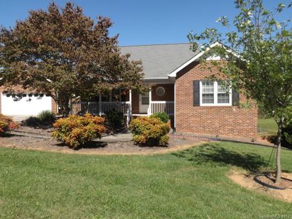 907 Lanier Lane sold home in Lake haven, Monroe, NC