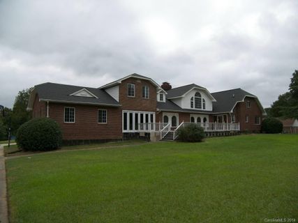 5914 Hanna Court