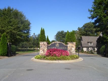 8117 Bayview Lane