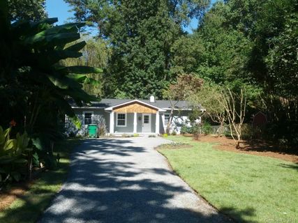 1647 Arnold Drive sold home in Bradley Hills, Charlotte, NC