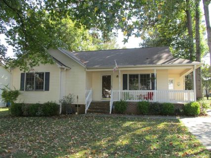 1808 Hampshire Drive
