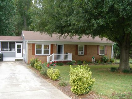 1819 Alpine Drive sold home in Northwoods, Kings Mountain, NC