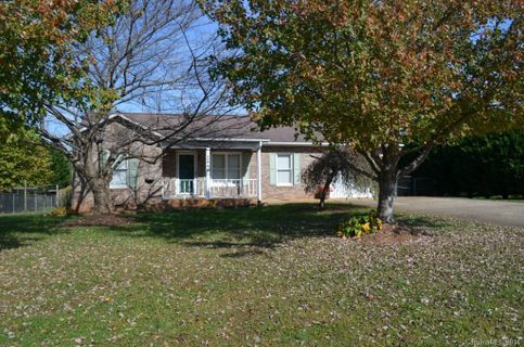 2446 Ashford Drive