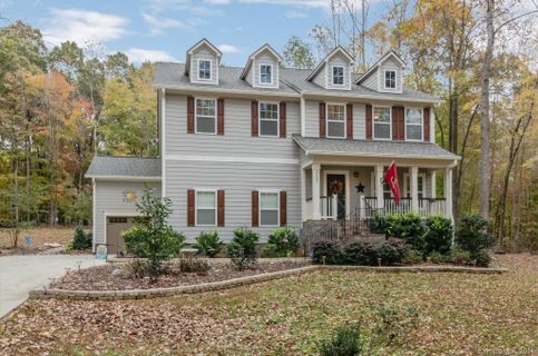 2409 Labelle Drive