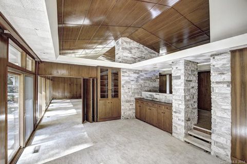 104 Hillsdale Road