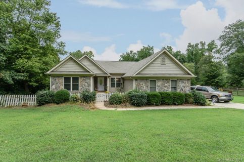 1825 Sunset Road sold home in Sunset Oaks, Charlotte, NC
