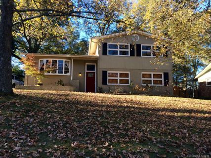 1515 Barberry Court