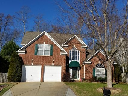 9335 Autumn Applause Drive sold home in Fieldstone, Charlotte, NC