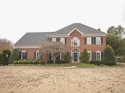 1633 Lakefield Circle