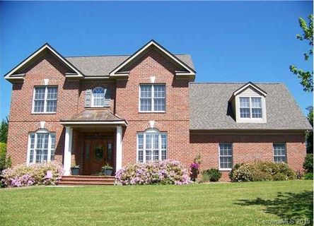 2872 Berwick Lane