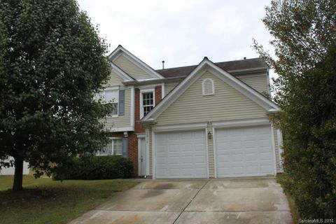 2832 Old Ironside Drive sold home in Park At Newell Crossing, Charlotte, NC