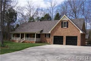 8400 Willow Oak Lane