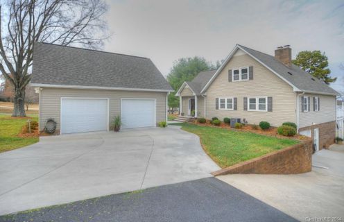 244 Ponderosa Circle