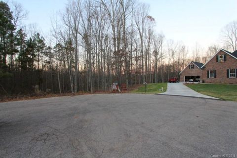 1077 Shawnee Trail 50