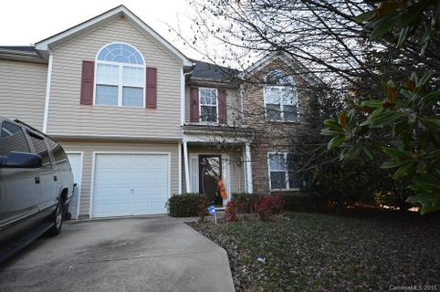 5231 Eagle Creek Drive