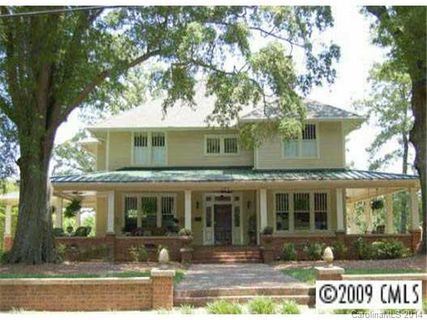 105 Central Avenue sold home in Downtown, Belmont, NC