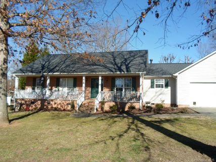 102 Laura Court
