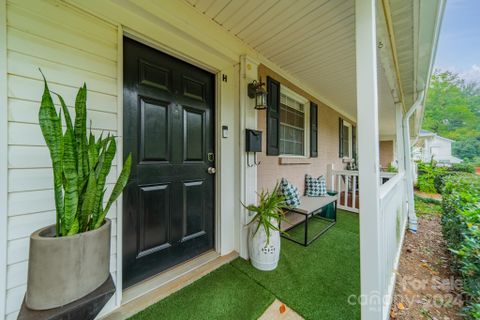 Previously sold for $285,000