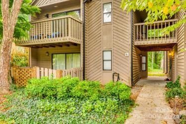 4158 Charlotte Highway #G sold home in Lake Wylie Woods, Lake Wylie, SC