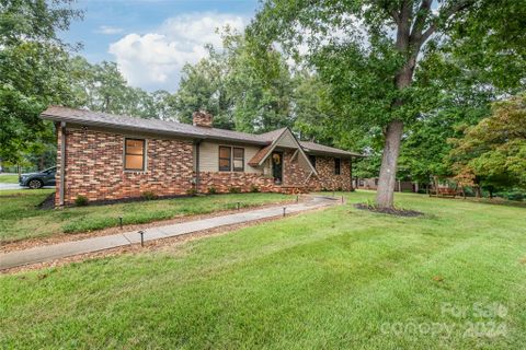 Previously sold for $372,500