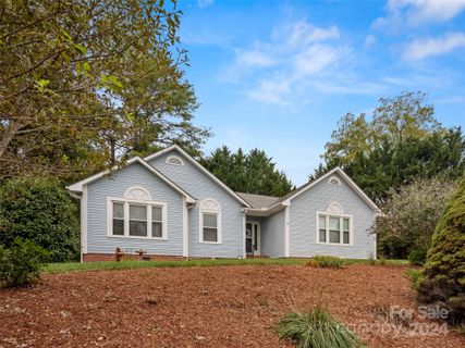 4 Strathmore Drive sold home in Chadwicke, Arden, NC