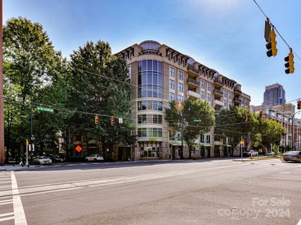 718 Trade Street sold home in Gateway Plaza, Charlotte, NC