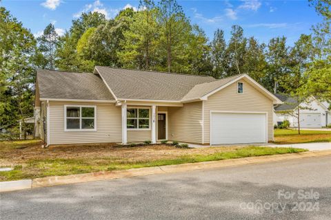 207 Sikeston Court