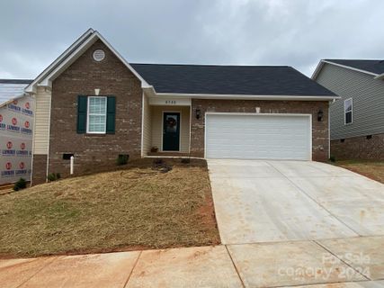 4160 Saltwood Drive sold home in Thornbury Village, Hickory, NC