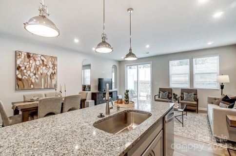 2325 Hedgecliff Road 13