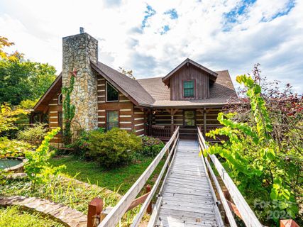 8846 Tammys Court sold home in Pine Mountain Lakes, Connelly Springs, NC