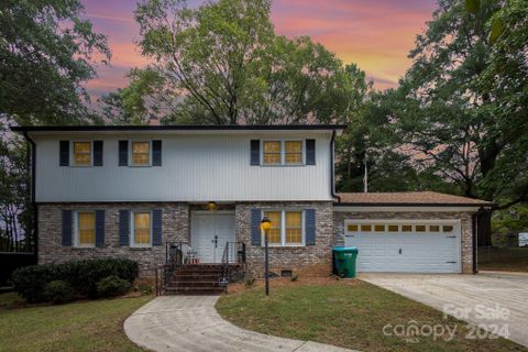 Previously sold for $398,950