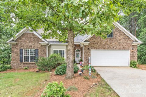 132 W Chinaberry Court sold home in South Arbor, Mocksville, NC