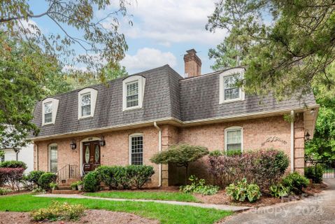 4820 Hadrian Way sold home in Randolph Park, Charlotte, NC