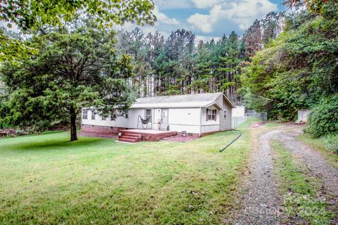 210 Vicki Way sold home in Abernathy Woods, Stanley, NC