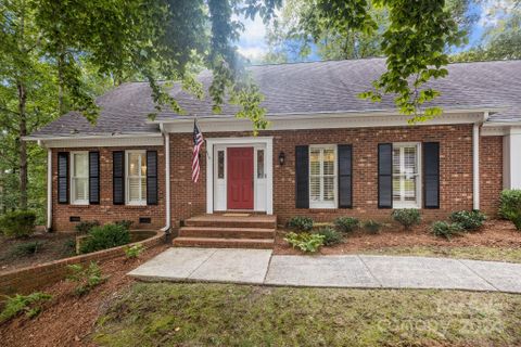 1134 Shadowbrook Lane