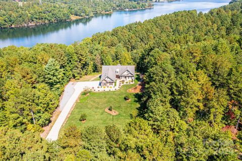 1344 Sunset Point Drive