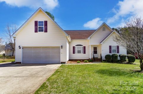 416 Linsbury Court