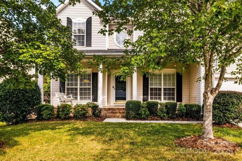 9826 Edinburgh Lane 282