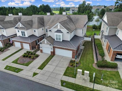 Previously sold for $425,500