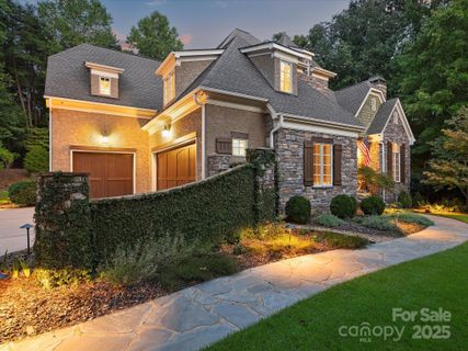 13824 Claysparrow Road