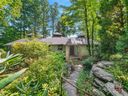 393 Deer Trail Drive sold home in Burnsville, SC