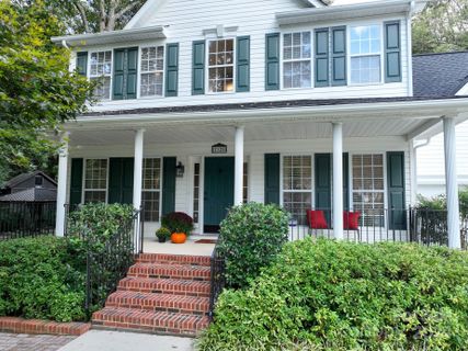 2128 Candlelight Woods Drive sold home in Fairfax Woods, Matthews, NC