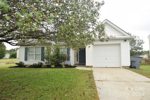 10324 Roundleaf Drive sold home in Loren Farms, Charlotte, NC