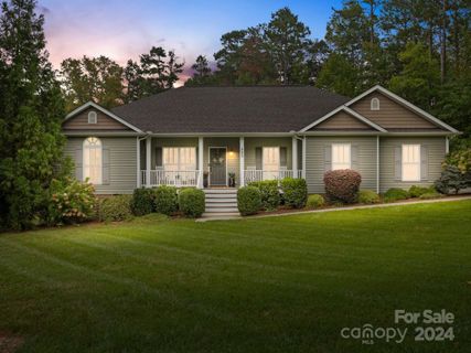 335 Timberwolf Lane sold home in Plantation Ridge, Salisbury, NC