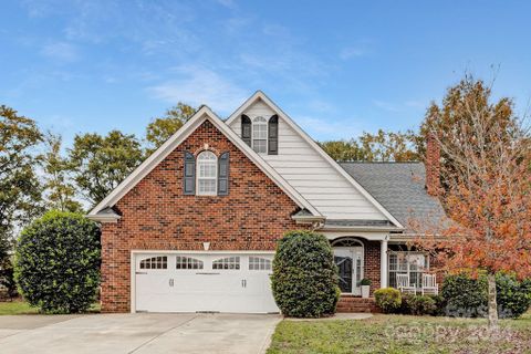 815 Treva Anne Drive sold home in Yates Meadow, Concord, NC