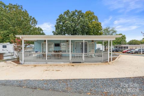 172 Cardinal Drive