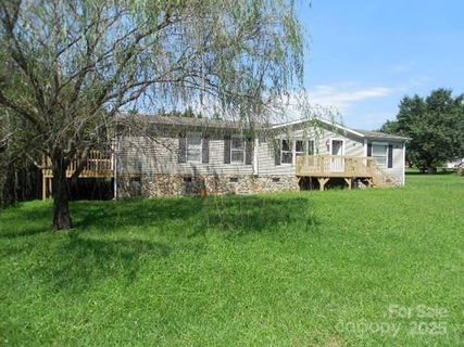 2459 Albany Drive sold home in Springdale, Newton, NC